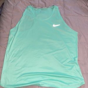 Never worn Nike tank